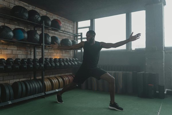 Maîtrisez les techniques de flexibilité indispensables pour briller en plongeon synchronisé !